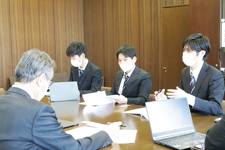 ドットジェイピーインターン