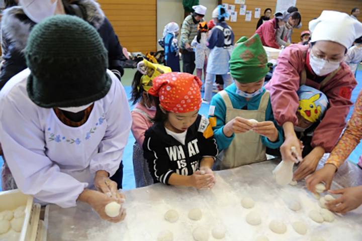 郷田の250人 地域の恵み味わう 東広島デジタル