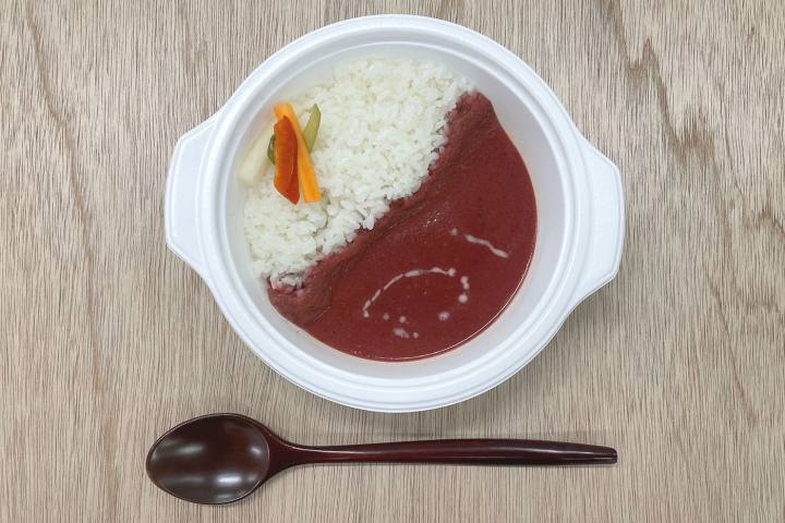 ラビズキッチンピンクカレー正面