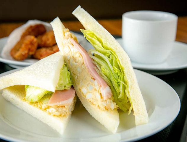 ロースハムエッグ