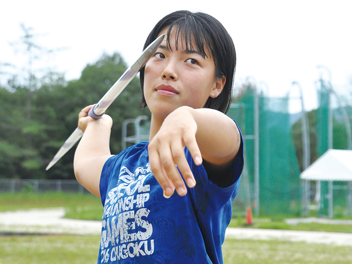 女子やり投げで連続日本一