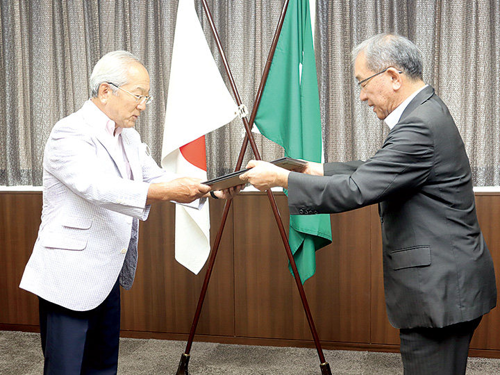 サコダ車輌が東広島市に寄付