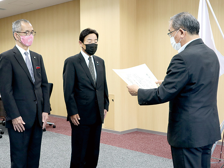 広島中央エコパークにAED寄付