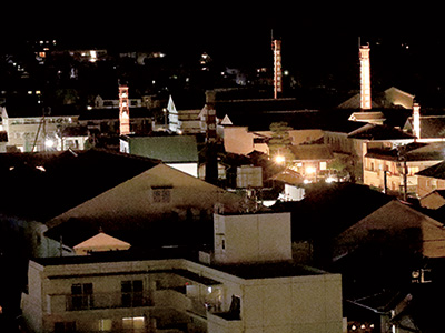 れんが煙突のライトアップ