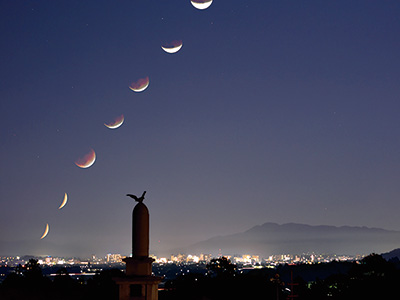 限りなく皆既月食の天体ショー
