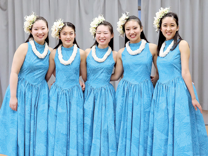 「優勝できて最高！」と笑顔が輝く武田フラガールズメリアのメンバー