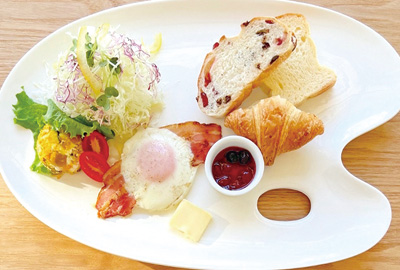 西条HAKUWAホテルのモーニングメニュー(提供写真)