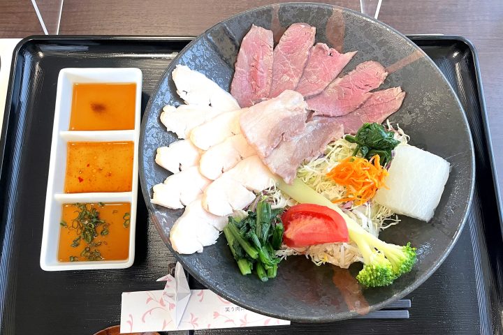 笑う肉には福来るの3種の肉盛り