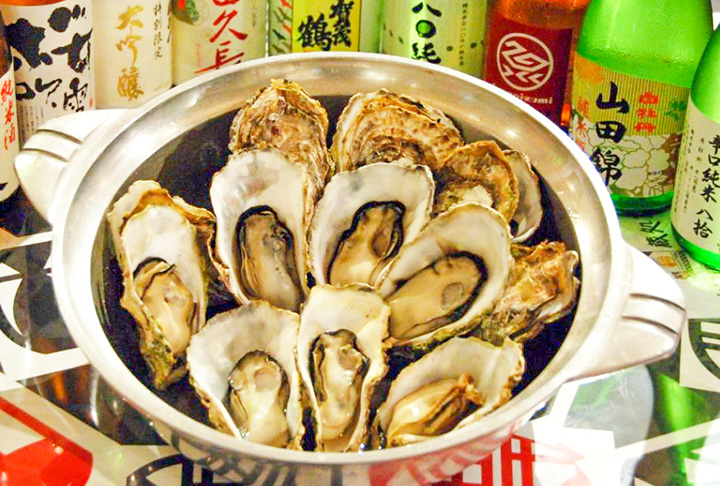 まつりでは東広島のカキが味わえる（提供写真）