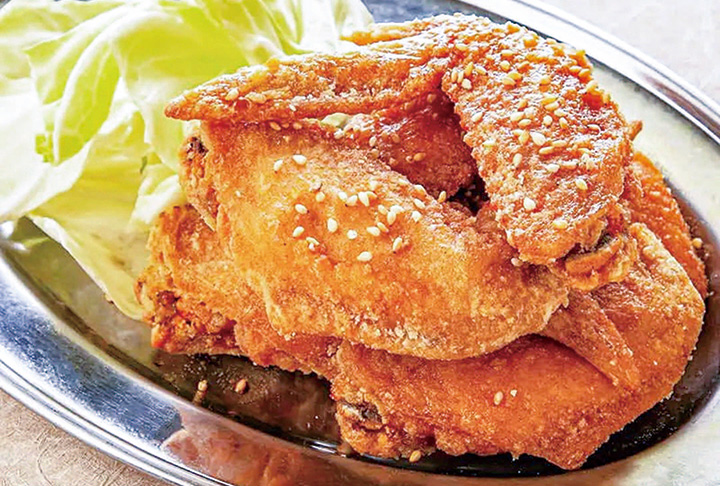 名古屋めしの定番「手羽先の唐揚げ」（提供写真）