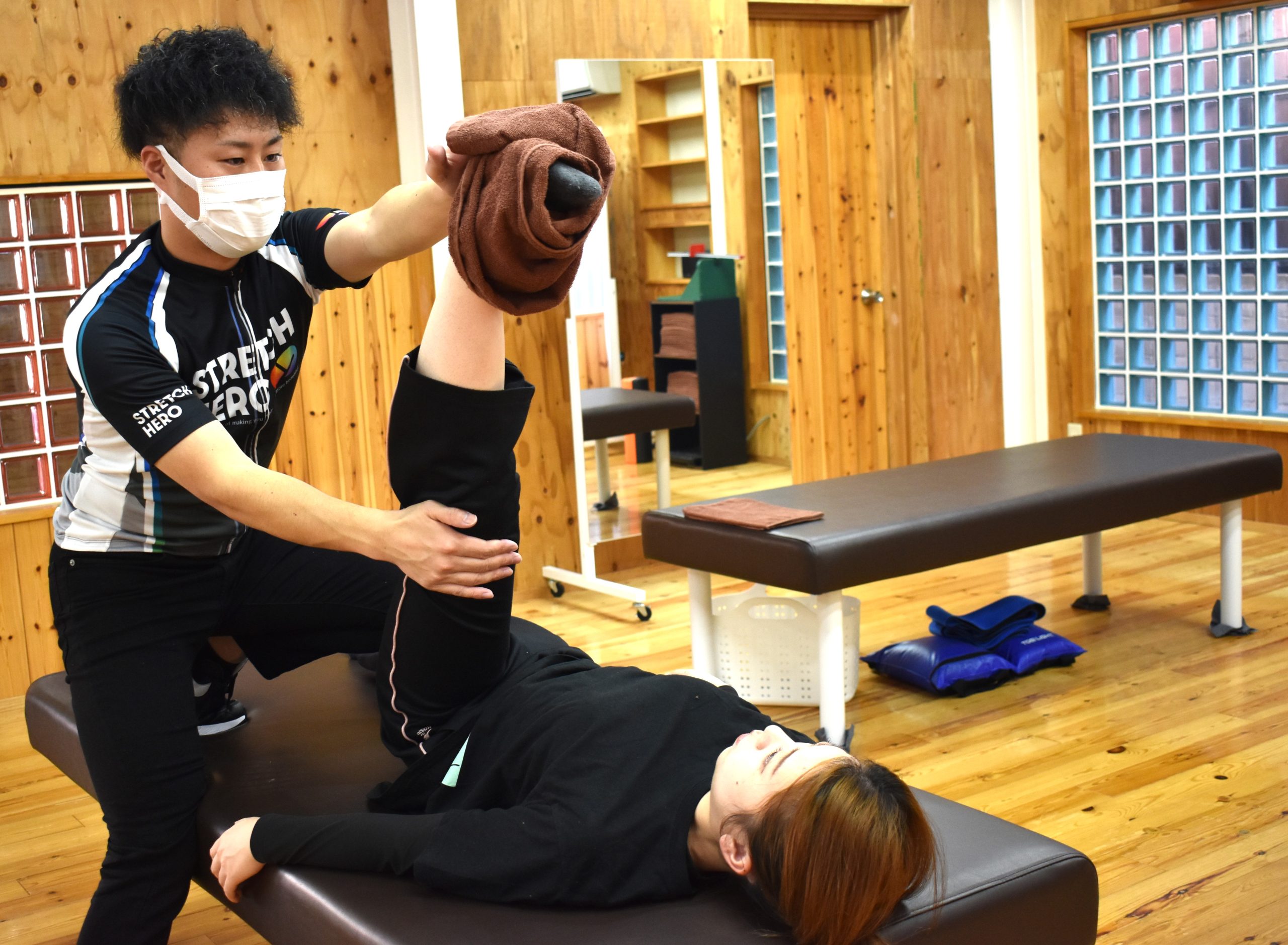 ストレッチヒーロー施術ストレッチ