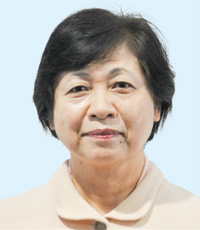 谷 晴美氏