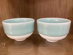 鍋島虎仙窯 鍋島青磁煎茶碗 2個4840円
