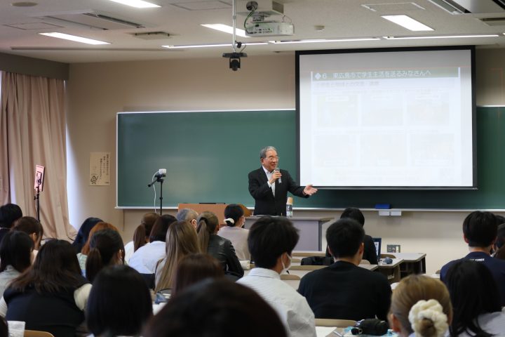 高垣広徳市長が特別講義