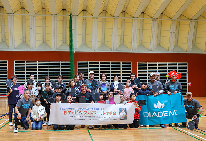 黒瀬B&G体育館で開かれたピックルボール体験会(撮影・𦚰)