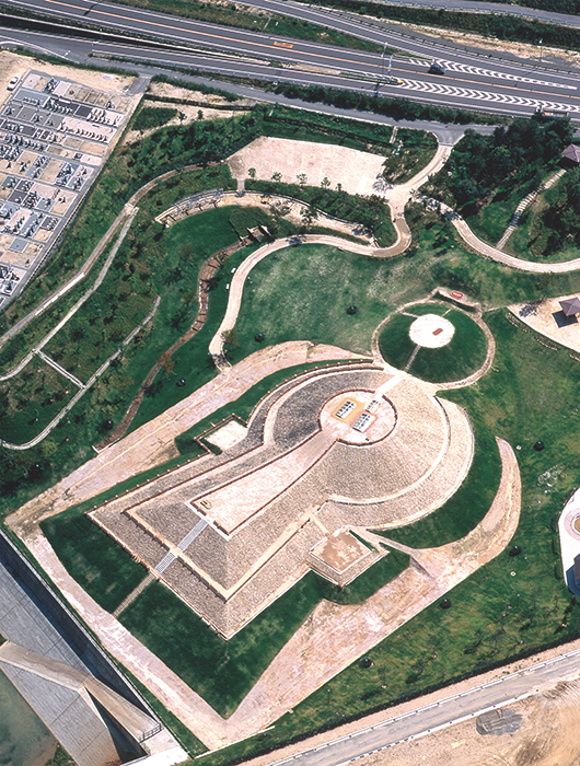 三ツ城古墳空撮（井手三千男氏 撮影）