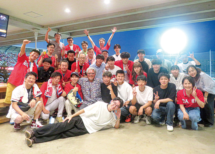 カープ観戦など福利厚生も充実し、社員同士の交流が盛ん