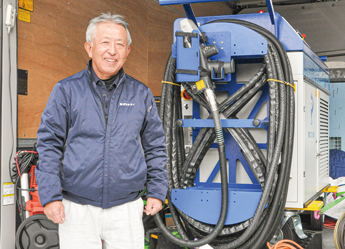 県内で初めて導入したレーザーマシン