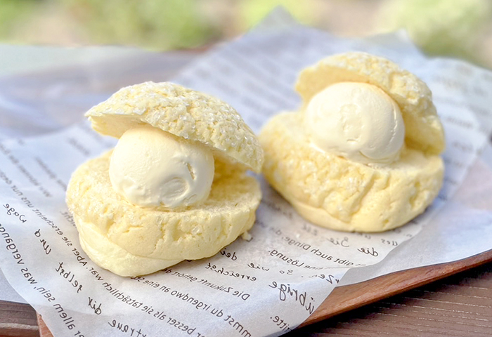 あすなろベイキングカンパニー土与丸本店にメロンパンアイスが新登場