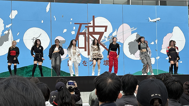 2510うめの辺祭_昨年のステージ