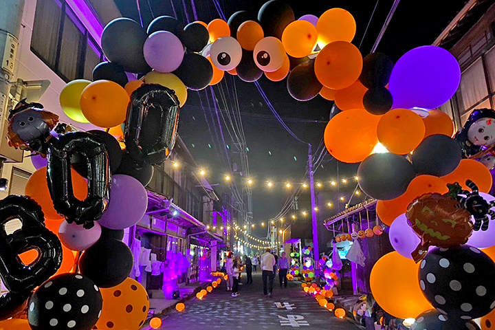 2510ハロウィンマルシェ駅前通り