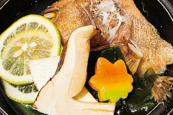 割烹しんすけの「淡淡レモン小鍋」