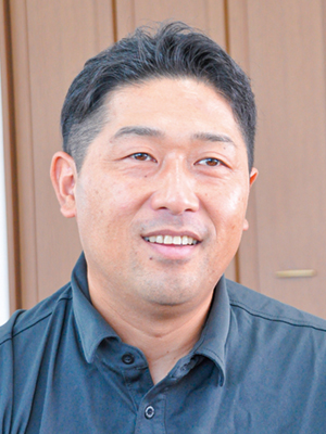 プラス 藤本 亮氏