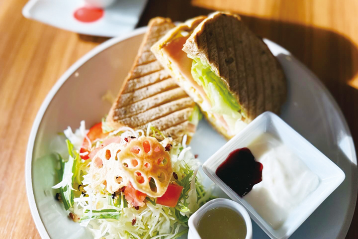 ボードにも描かれているモーニングセット（提供写真）