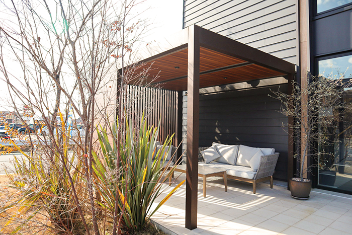 くつろぐ空間をコーディネートしたテラス