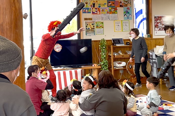 地域活動支援センターときわで節分 子どもと高齢者が豆まき交流