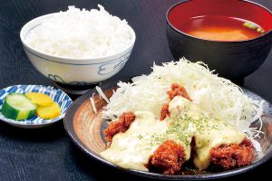 とんかつ海老料理しなののチキンカツ南蛮定食